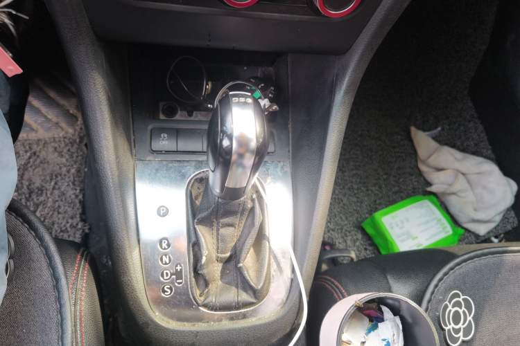Used Volkswagen Golf 2012 1.4 TSI Automatic Comfort Edition Gear Lever
