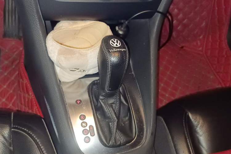 Used Volkswagen Golf 2012 1.4 TSI Automatic Comfort Edition Gear Lever
