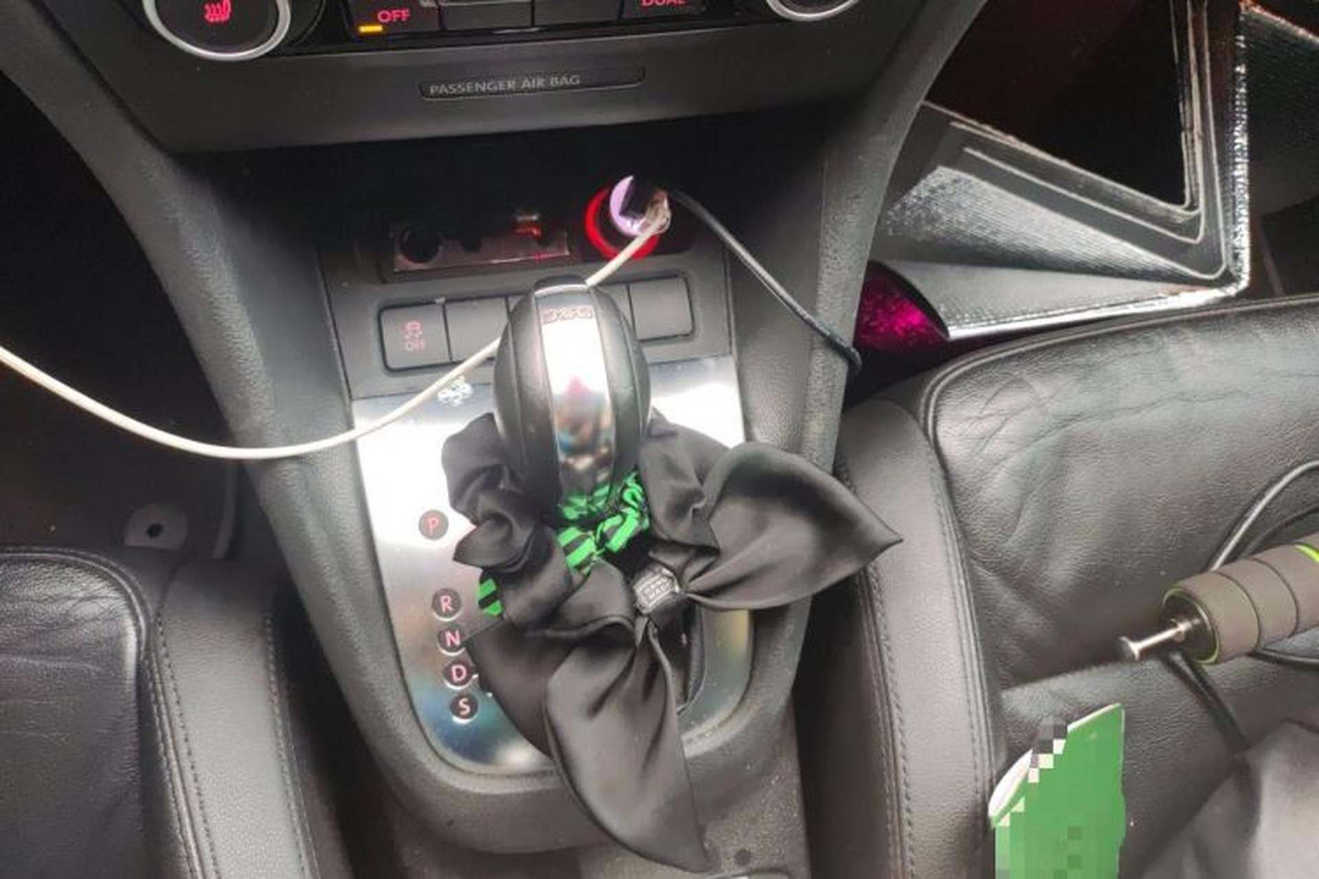 Used Volkswagen Golf 2012 1.4TSI Comfort Convertible Edition Gear Lever