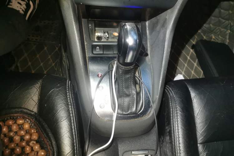 Used Volkswagen Golf 2012 1.6L Automatic Comfort Model Gear Lever