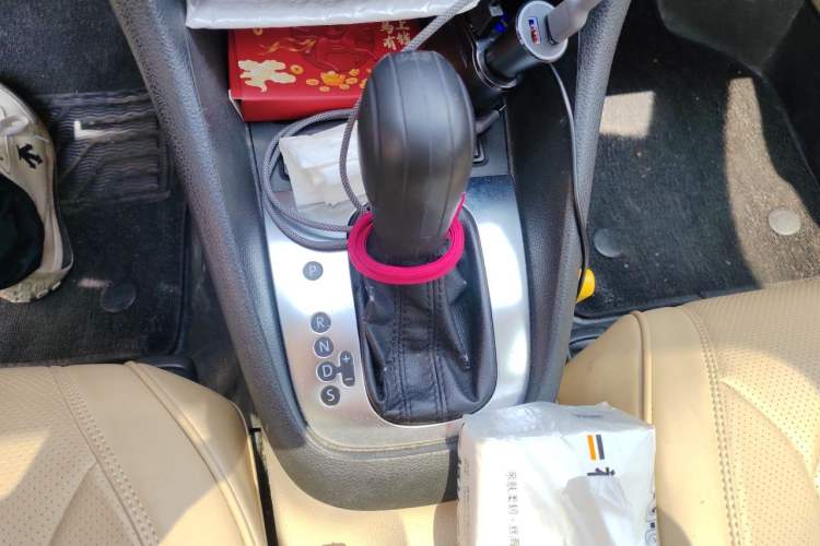 Used Volkswagen Golf 2012 1.4 TSI Automatic Comfort Edition Gear Lever
