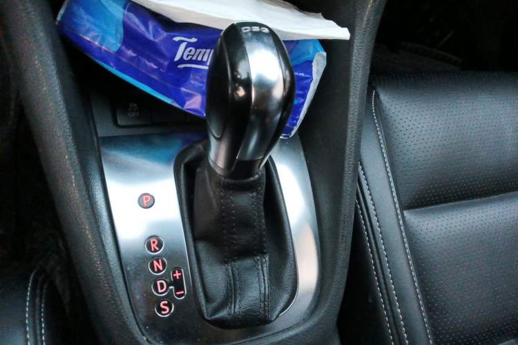 Used Volkswagen Golf 2012 1.4 TSI Automatic Comfort Edition Gear Lever