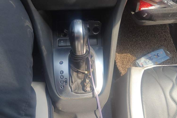 Used Volkswagen Golf 2012 1.4 TSI Automatic Comfort Edition Gear Lever