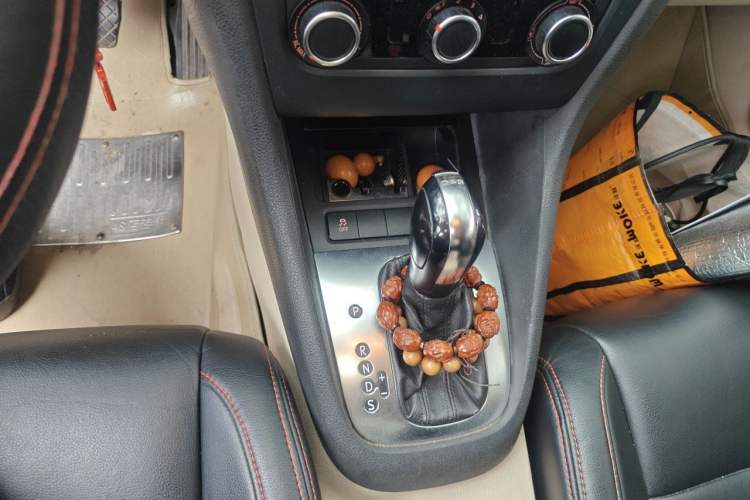 Used Volkswagen Golf 2012 1.4 TSI Automatic Comfort Edition Gear Lever