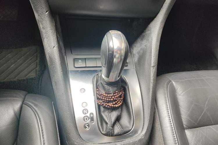 Used Volkswagen Golf 2012 1.4 TSI Automatic Comfort Edition Gear Lever