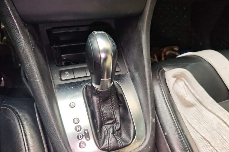 Used Volkswagen Golf 2012 1.4 TSI Automatic Comfort Edition Gear Lever