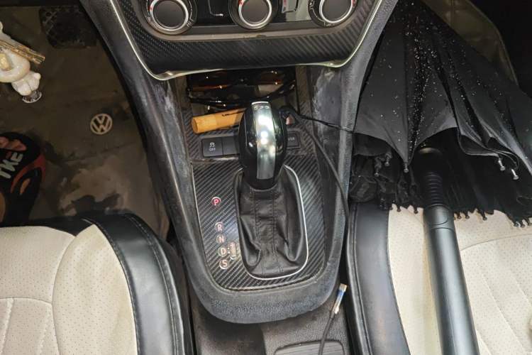 Used Volkswagen Golf 2012 1.4 TSI BlueMotion Edition Gear Lever