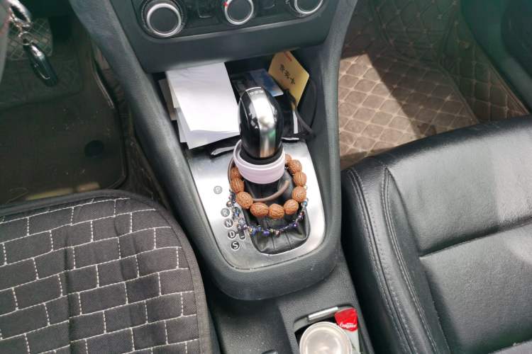 Used Volkswagen Golf 2012 1.4 TSI Automatic Comfort Edition Gear Lever