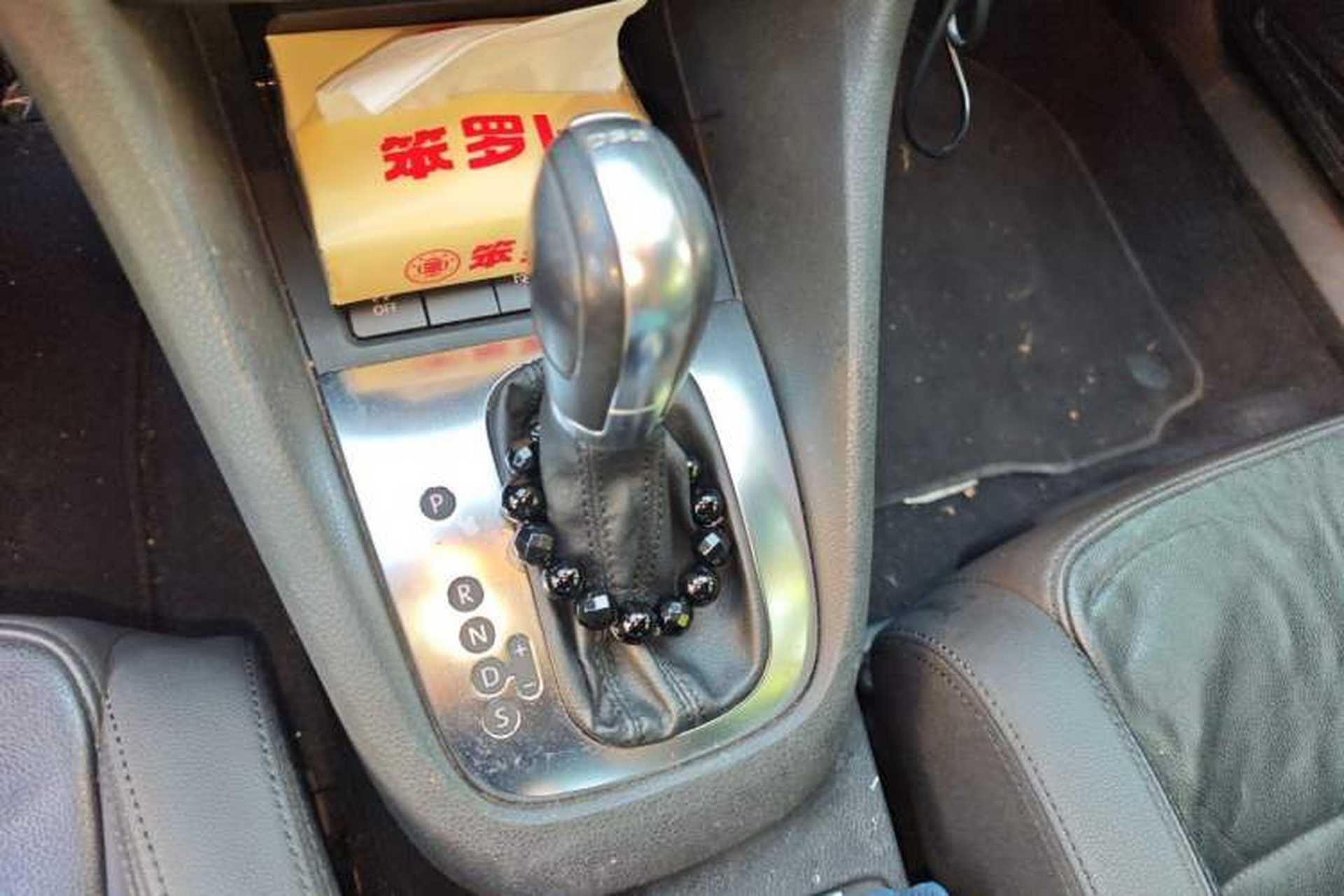 Used Volkswagen Golf 2012 1.4TSI Luxury Convertible Edition Gear Lever