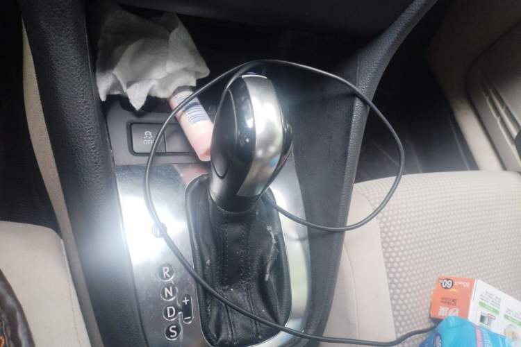 Used Volkswagen Golf 2012 1.6L Automatic Comfort Model Gear Lever