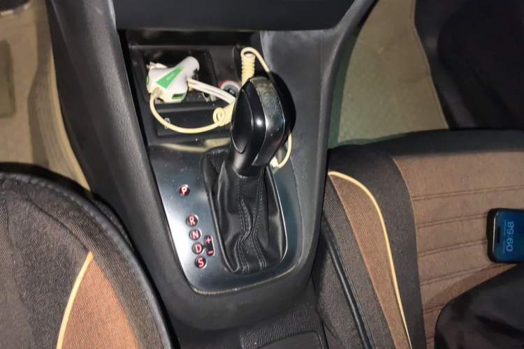 Used Volkswagen Golf 2012 1.4 TSI Automatic Comfort Edition Gear Lever
