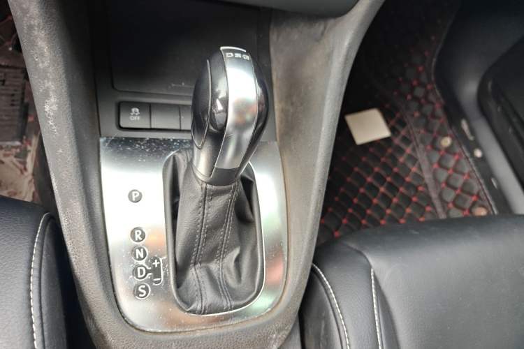 Used Volkswagen Golf 2012 1.4 TSI Automatic Comfort Edition Gear Lever