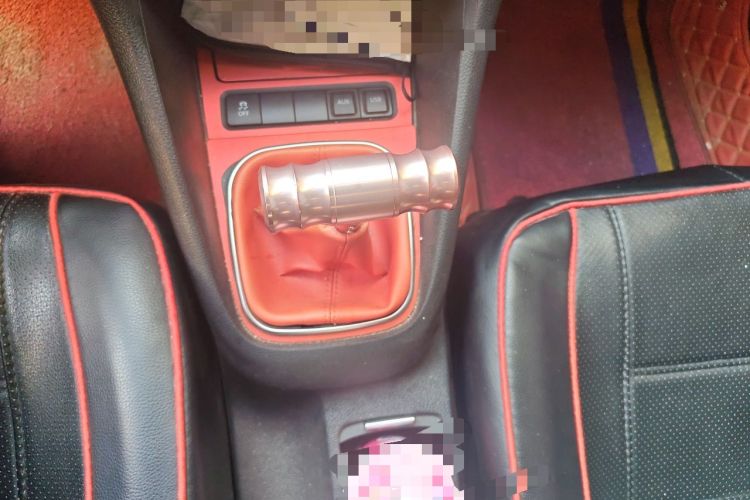 Used Volkswagen Golf 2012 1.6 Manual Comfort Edition Gear Lever