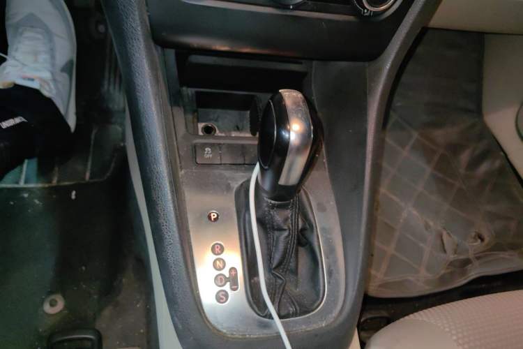 Used Volkswagen Golf 2012 1.4 TSI Automatic Comfort Edition Gear Lever