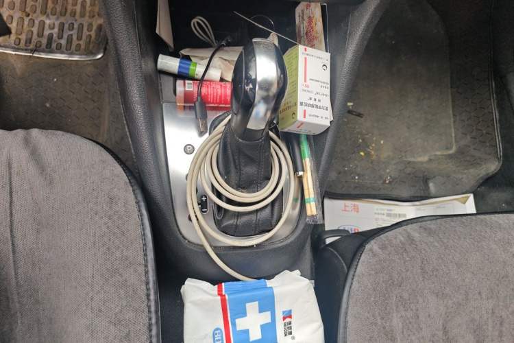 Used Volkswagen Golf 2012 1.6L Automatic Comfort Model Gear Lever
