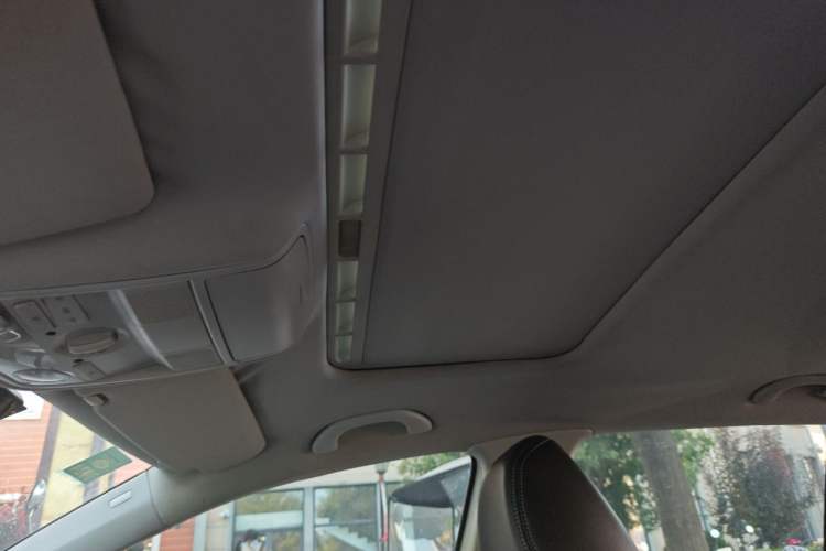 Used Volkswagen Golf 2012 1.4 TSI Automatic Comfort Edition Headliner