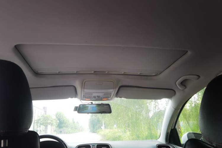 Used Volkswagen Golf 2012 1.4 TSI Automatic Comfort Edition Headliner