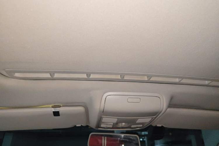 Used Volkswagen Golf 2012 1.6L Automatic Comfort Model Headliner