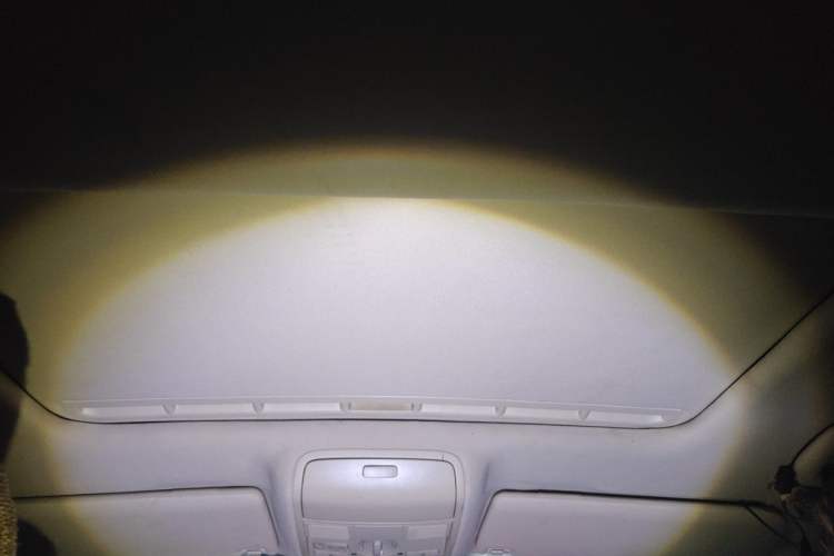 Used Volkswagen Golf 2012 1.4 TSI Manual Comfort Edition Headliner