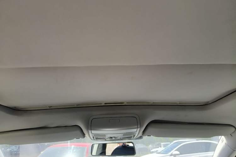 Used Volkswagen Golf 2012 1.4 TSI Automatic Comfort Edition Headliner