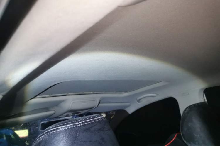 Used Volkswagen Golf 2012 1.6L Automatic Comfort Model Headliner