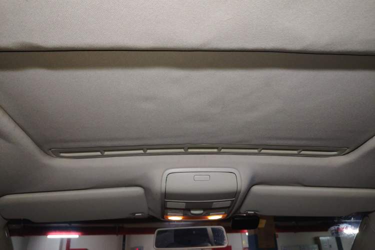 Used Volkswagen Golf 2012 1.6L Automatic Comfort Model Headliner