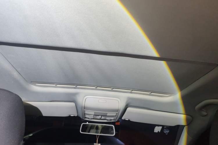 Used Volkswagen Golf 2012 1.6L Automatic Comfort Model Headliner