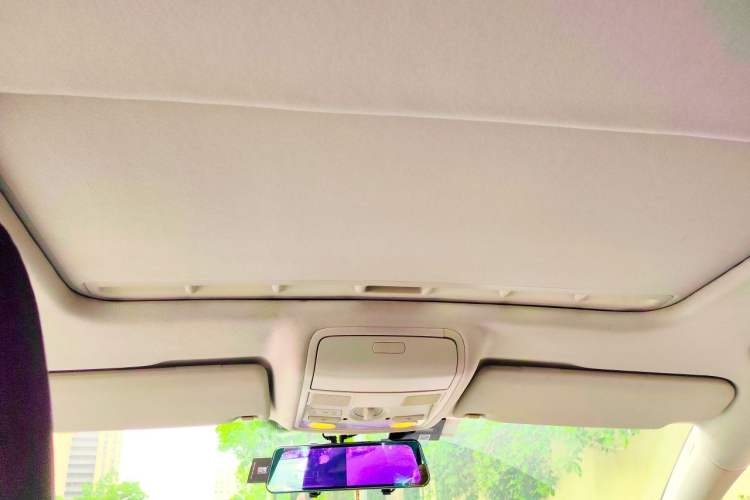 Used Volkswagen Golf 2012 1.6L Automatic Comfort Model Headliner
