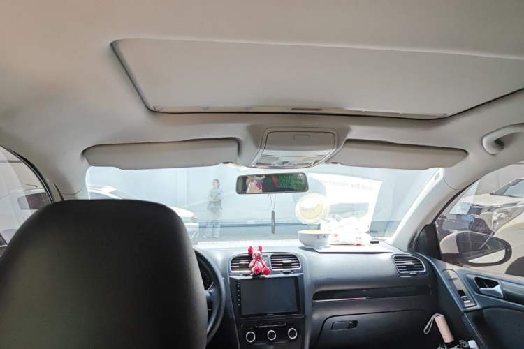 Used Volkswagen Golf 2012 1.4 TSI Automatic Comfort Edition Headliner
