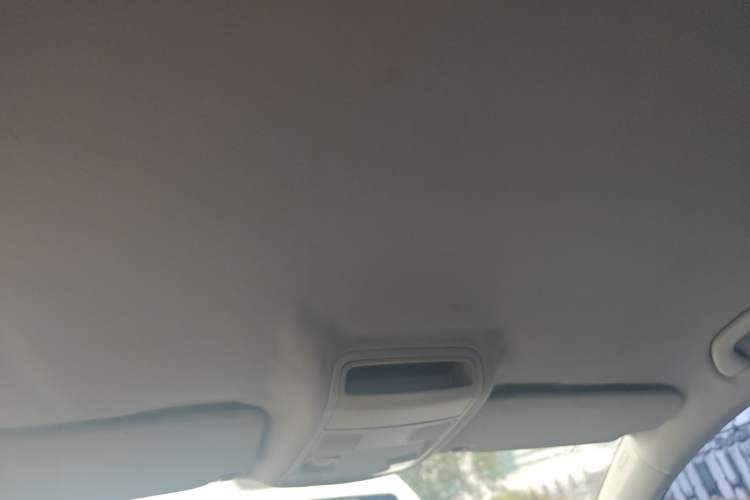 Used Volkswagen Golf 2012 1.6 Manual Fashion Edition Headliner