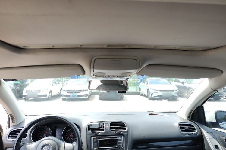 Used Volkswagen Golf 2012 1.6 Manual Comfort Edition Headliner