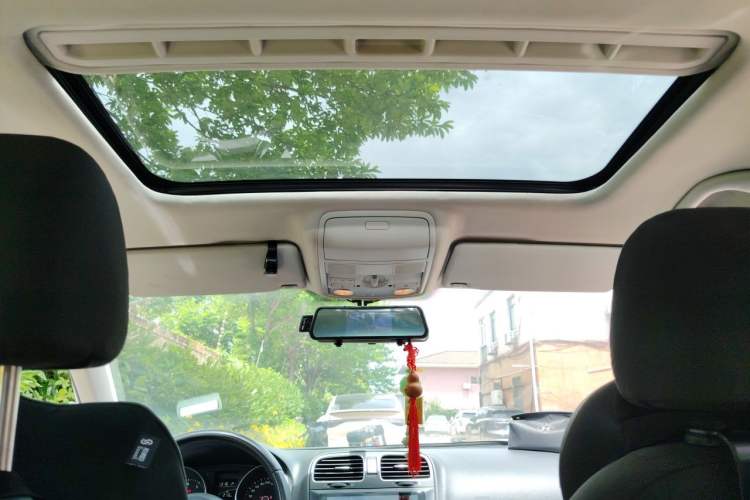 Used Volkswagen Golf 2012 1.6L Automatic Comfort Model Headliner