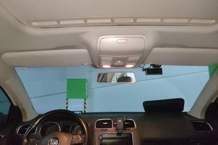 Used Volkswagen Golf 2012 1.6L Automatic Comfort Model Headliner
