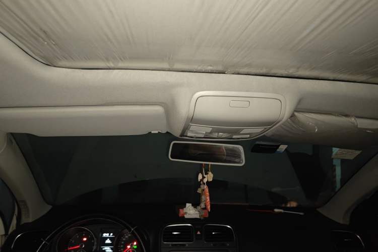 Used Volkswagen Golf 2012 1.6L Automatic Comfort Model Headliner