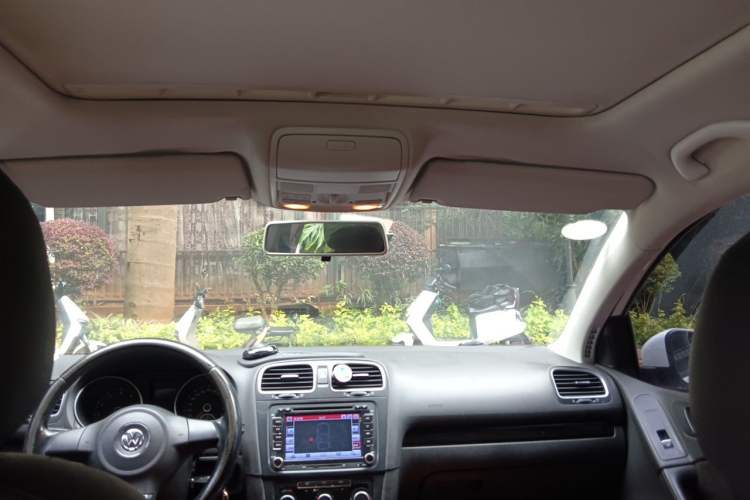Used Volkswagen Golf 2012 1.4 TSI Automatic Comfort Edition Headliner