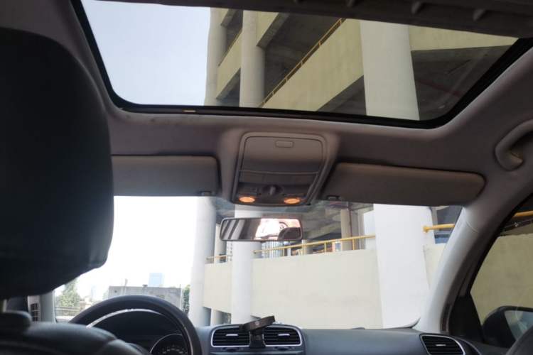 Used Volkswagen Golf 2012 1.4 TSI Automatic Comfort Edition Headliner