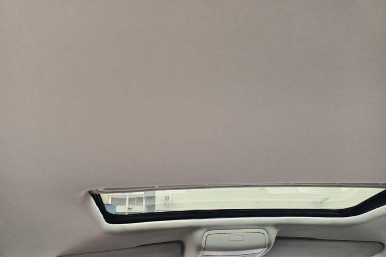 Used Volkswagen Golf 2012 1.4 TSI Automatic Comfort Edition Headliner
