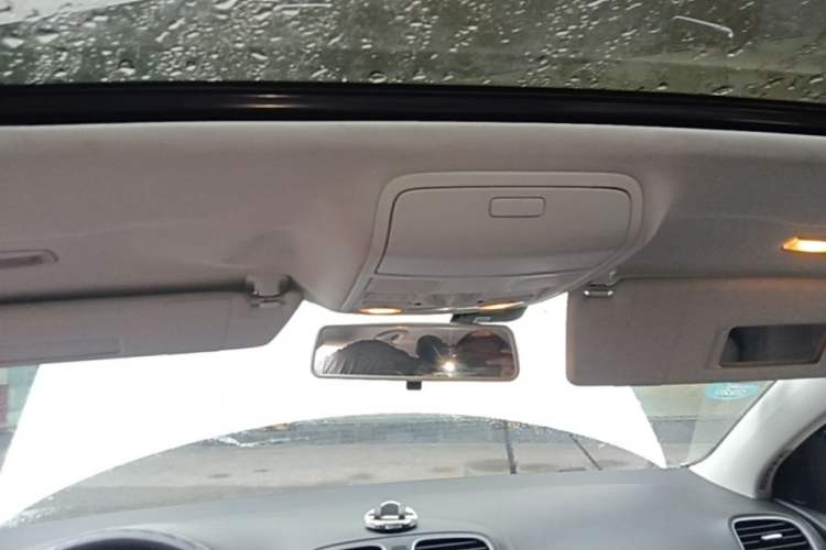 Used Volkswagen Golf 2012 1.4 TSI Automatic Comfort Edition Headliner