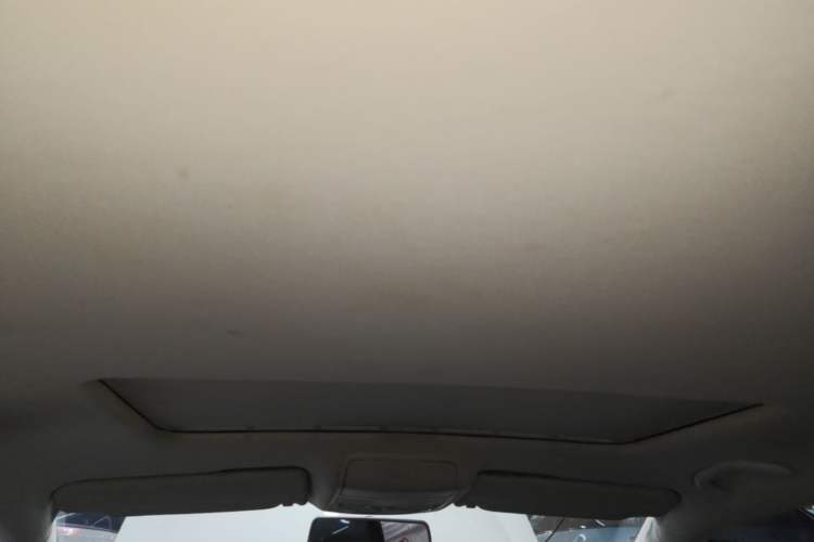 Used Volkswagen Golf 2012 1.6L Automatic Comfort Model Headliner
