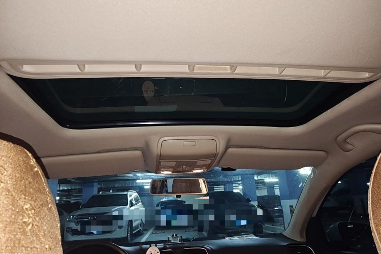 Used Volkswagen Golf 2012 1.6L Automatic Comfort Model Headliner