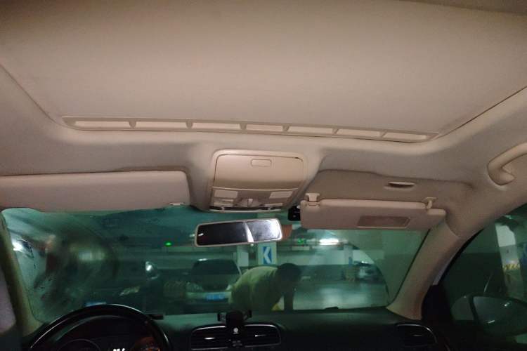 Used Volkswagen Golf 2012 1.6L Automatic Comfort Model Headliner