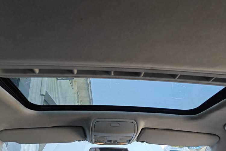 Used Volkswagen Golf 2012 1.4 TSI Automatic Comfort Edition Headliner
