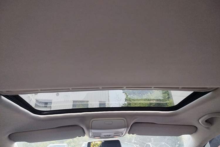Used Volkswagen Golf 2012 1.4 TSI Manual Comfort Edition Headliner