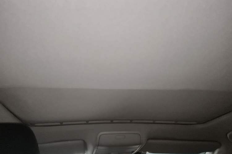 Used Volkswagen Golf 2012 1.6L Automatic Comfort Model Headliner