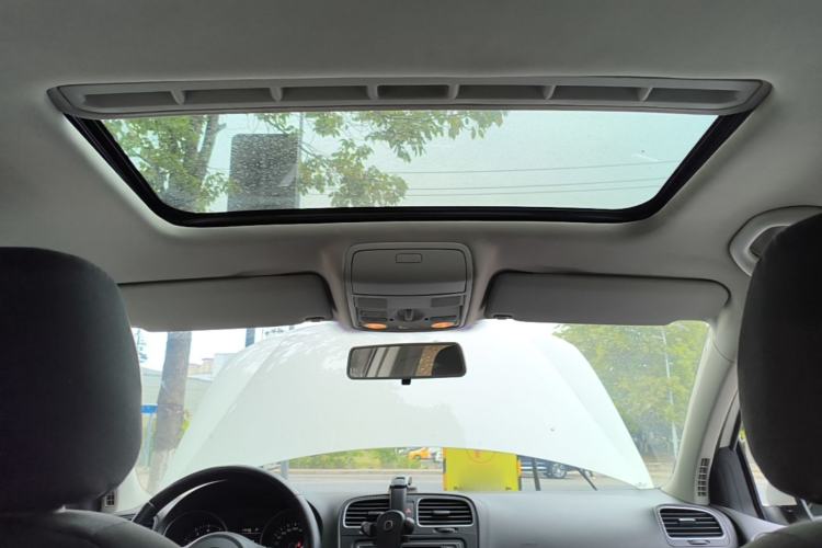 Used Volkswagen Golf 2012 1.4 TSI Automatic Comfort Edition Headliner