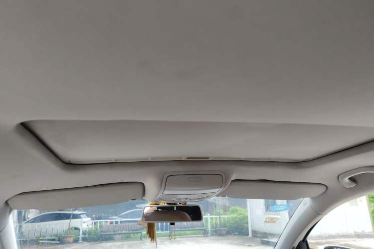 Used Volkswagen Golf 2012 1.6L Automatic Comfort Model Headliner