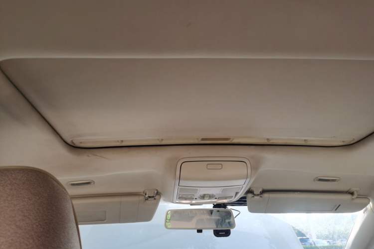 Used Volkswagen Golf 2012 1.6 Manual Comfort Edition Headliner