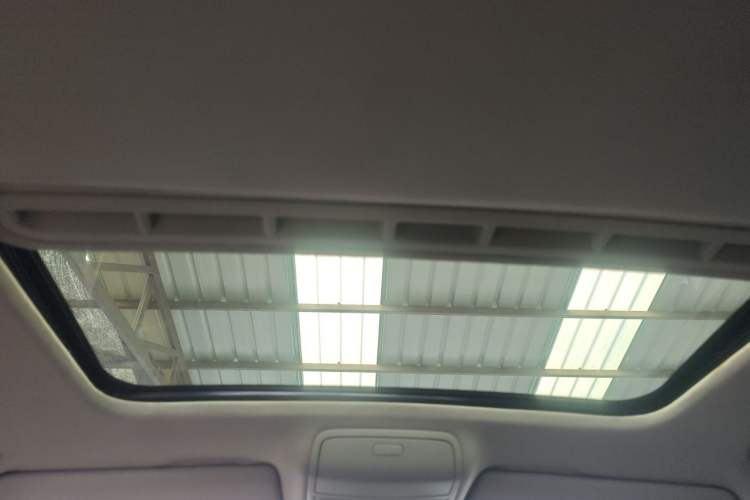 Used Volkswagen Golf 2012 1.4TSI Automatic Luxury Edition Headliner