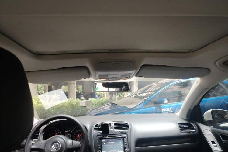 Used Volkswagen Golf 2012 1.6L Automatic Comfort Model Headliner