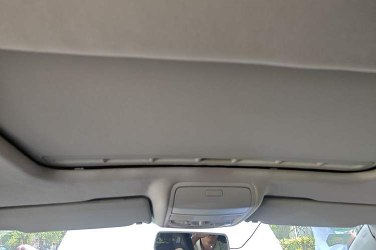 Used Volkswagen Golf 2012 1.4 TSI Automatic Comfort Edition Headliner